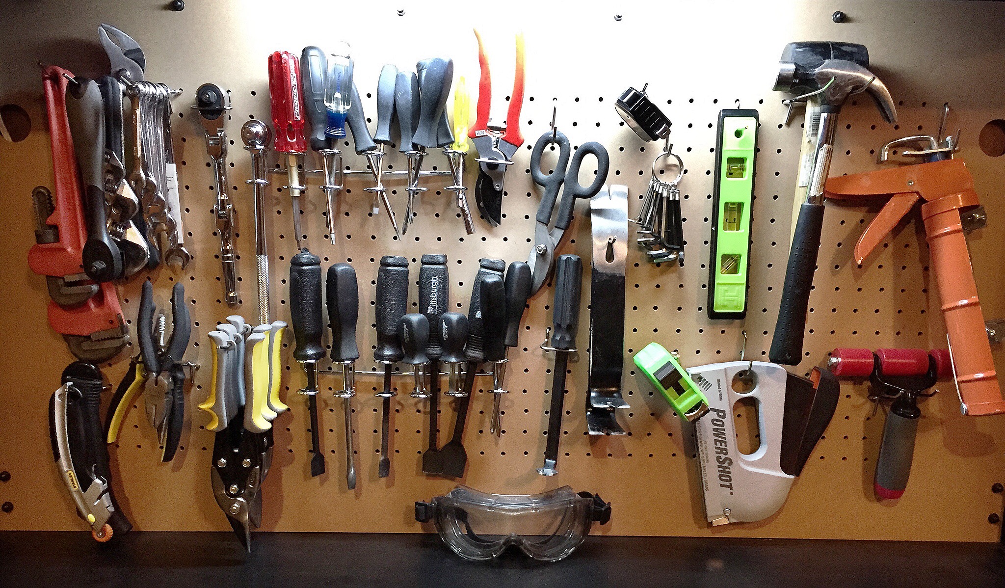 2015-tool-bench.jpg