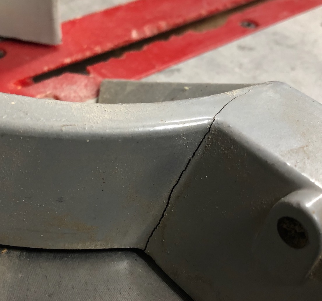 miter-saw-crack