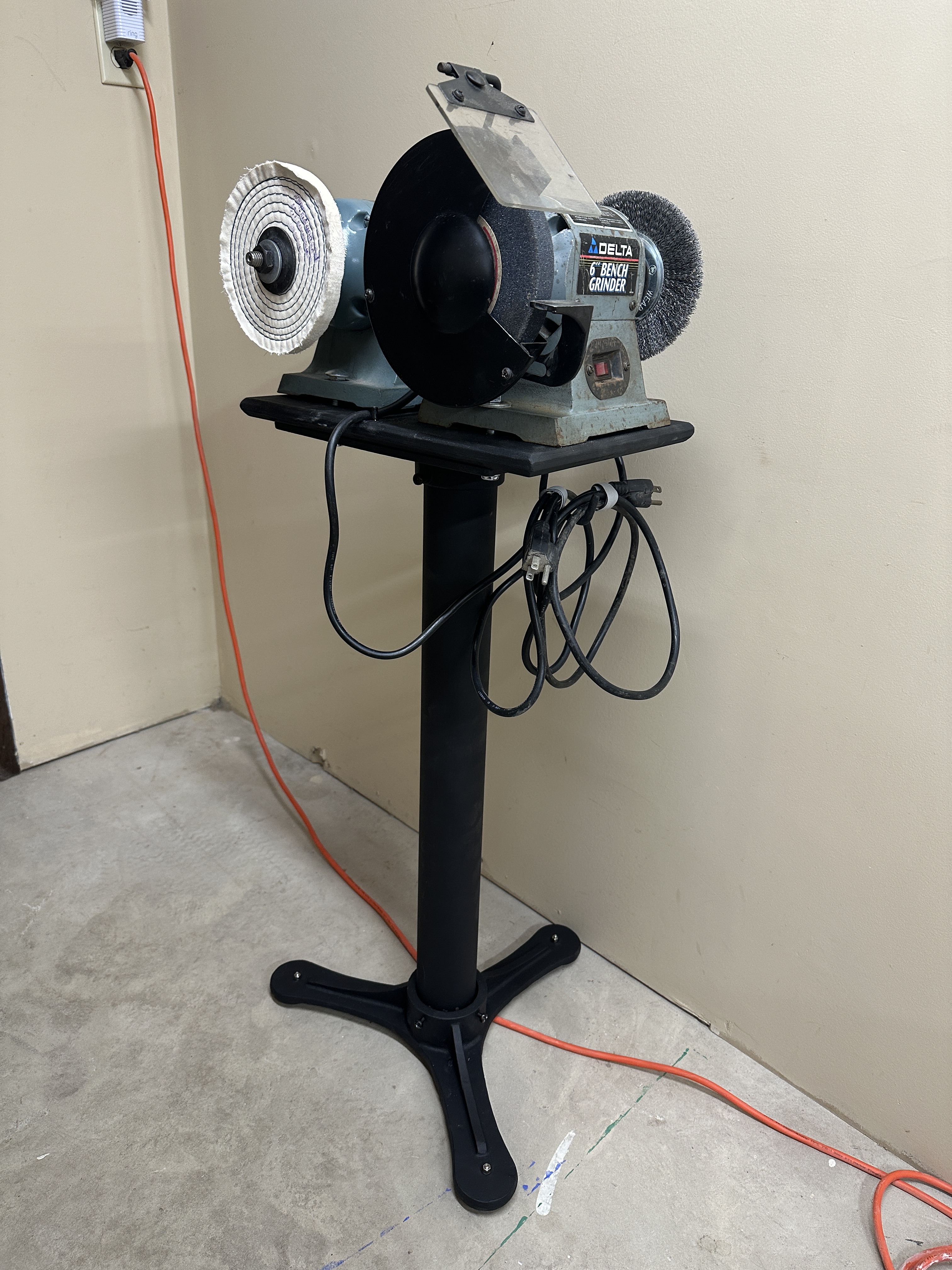 Stand for Bench Grinders – Nick Momrik
